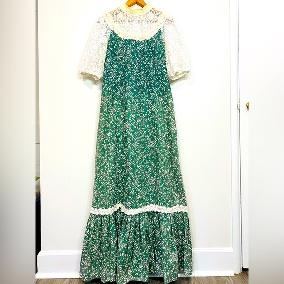 Vintage Princess Kaiulani Hawaii Maxi Green/White Lace Floral Dress Size 14 - Picture 1 of 10